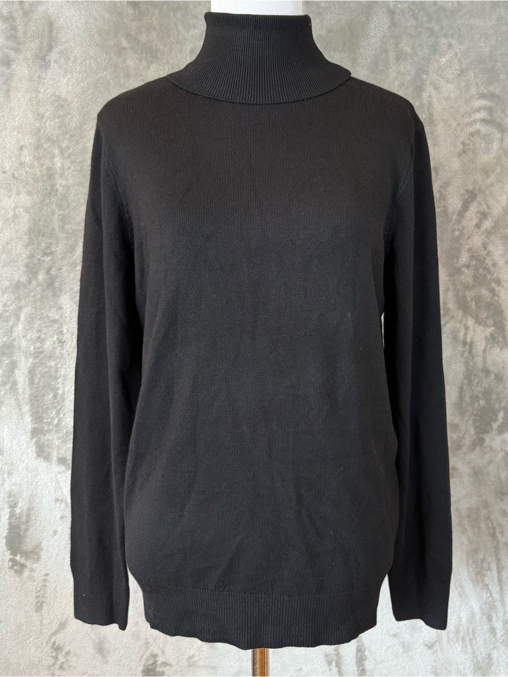 Carolyn Taylor Black Turtleneck Sweater Knit Pullover Long Sleeve Size Wmn’s L